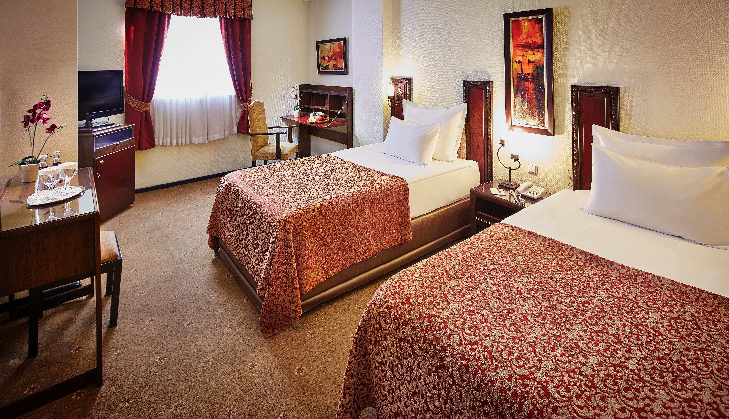 Guenes Hotel Merter イスタンブール エクステリア 写真