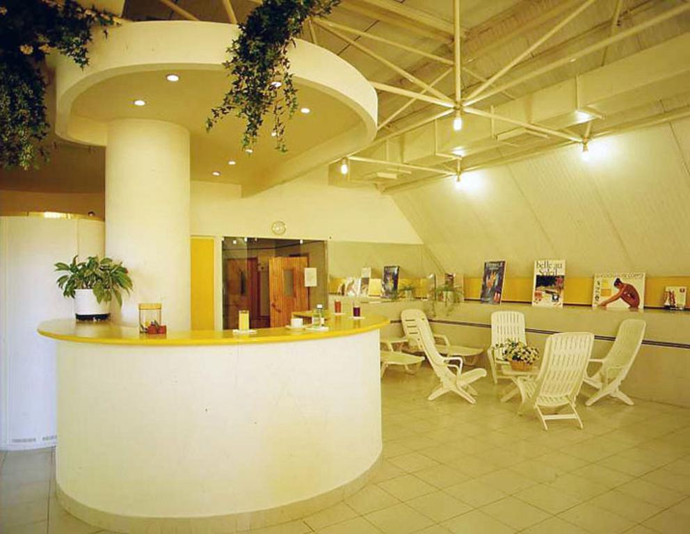 Guenes Hotel Merter イスタンブール インテリア 写真