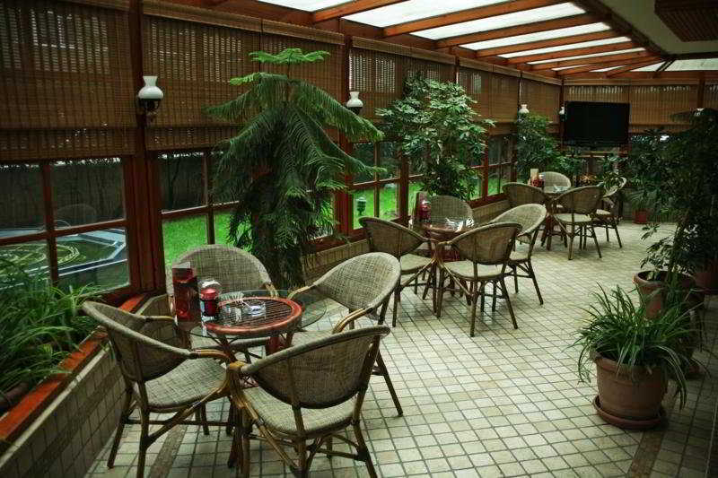 Guenes Hotel Merter イスタンブール エクステリア 写真