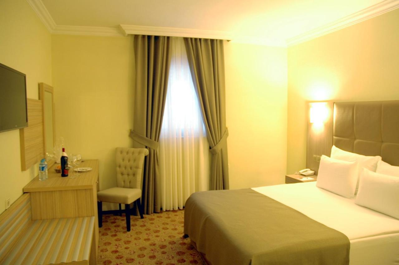 Guenes Hotel Merter イスタンブール エクステリア 写真